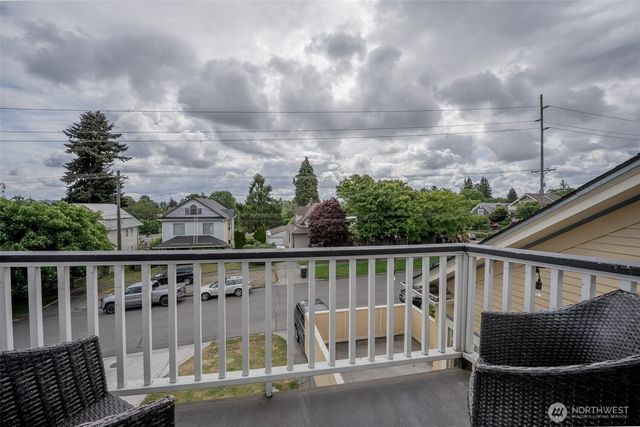 2710 N Washington Street, Tacoma, WA 98407