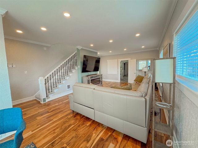 2710 N Washington Street, Tacoma, WA 98407
