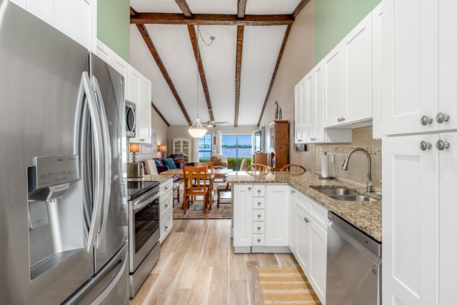 3513 SE Sandpiper Circle, Port St. Lucie, Port St Lucie, FL 34952