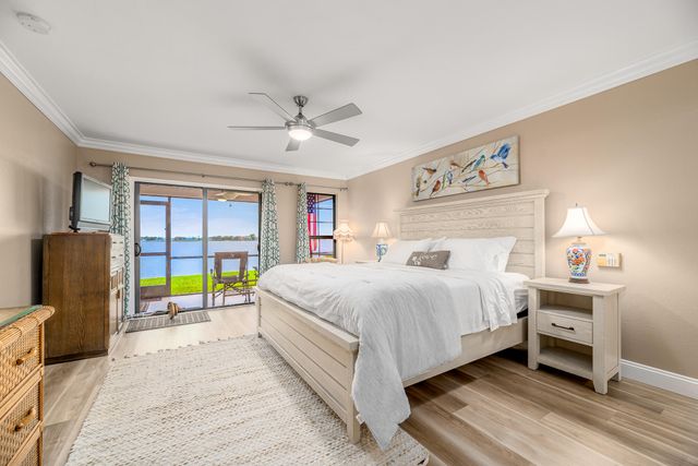 3513 SE Sandpiper Circle, Port St. Lucie, Port St Lucie, FL 34952