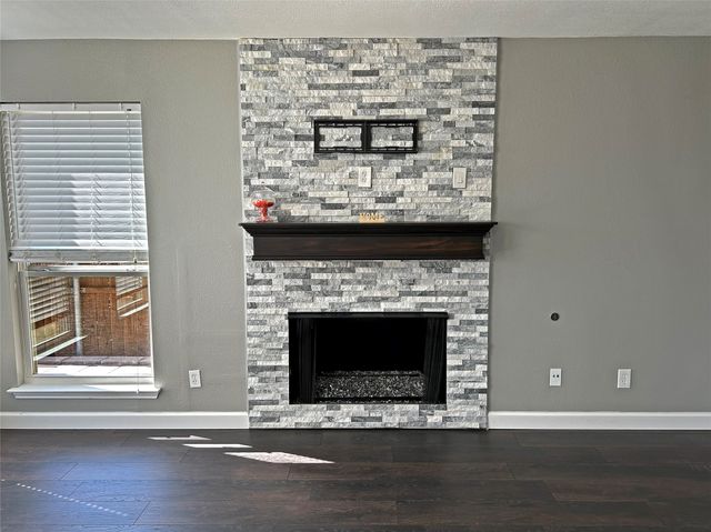 2951 Chanute Drive, Grand Prairie, TX 75052