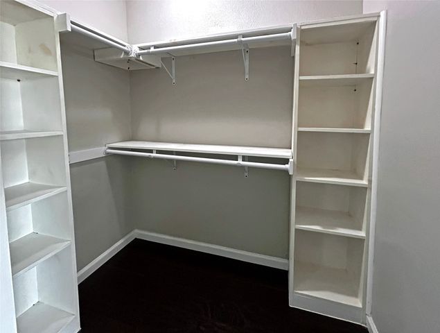 2951 Chanute Drive, Grand Prairie, TX 75052