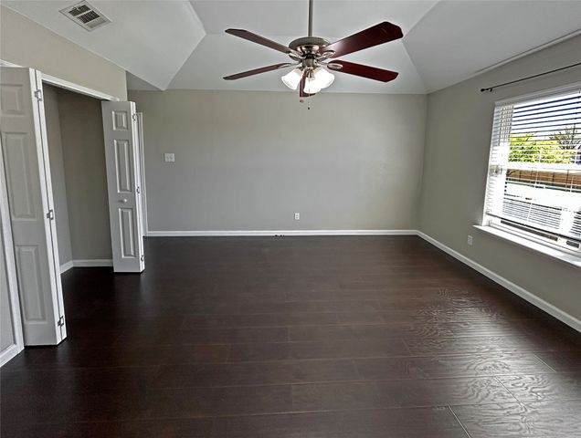 2951 Chanute Drive, Grand Prairie, TX 75052