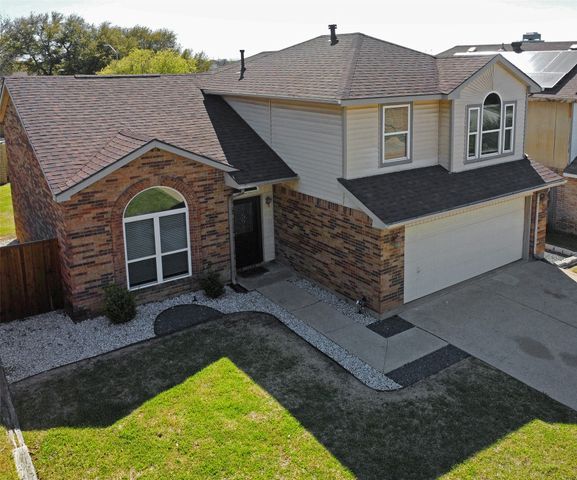 2951 Chanute Drive, Grand Prairie, TX 75052