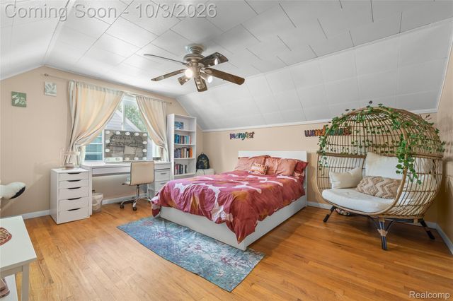 25274 Colgate Street, Dearborn Heights, MI 48125