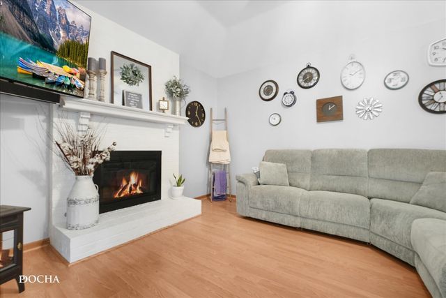 204 Lombardy Lane, Oswego, IL 60543