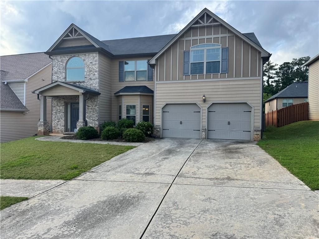 3897 Valley Bluff Lane, Snellville, GA 30039