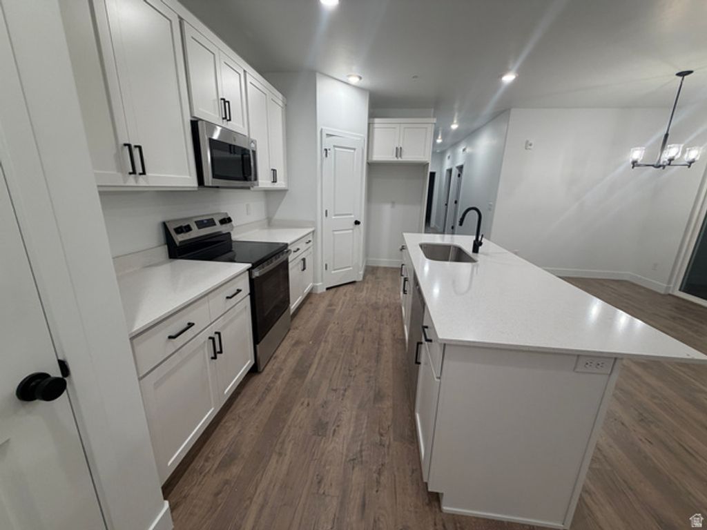 Image 4 of property listing at 216 E 850 S #6-204, Spanish Fork, UT 84660