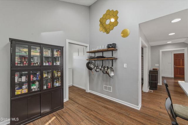 165 S Lake Avenue, Troy, NY 12180