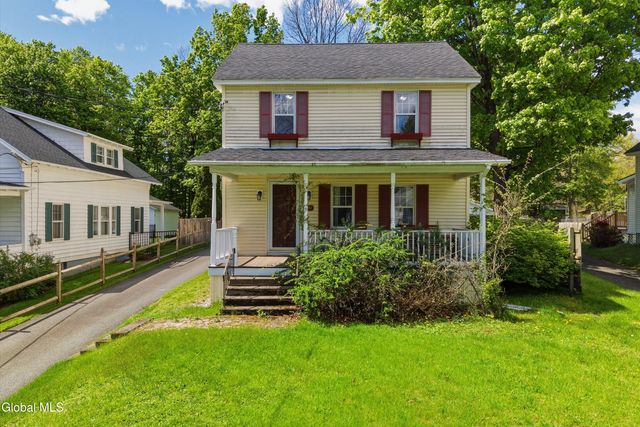 165 S Lake Avenue, Troy, NY 12180