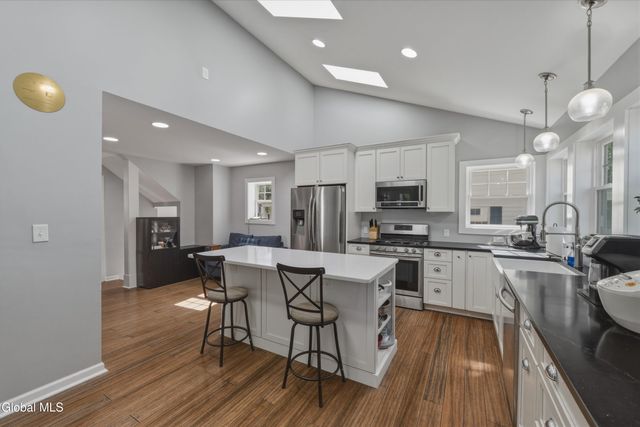 165 S Lake Avenue, Troy, NY 12180