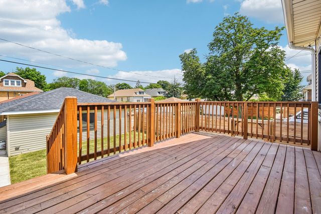 2447 Oak Park Avenue, Berwyn, IL 60402