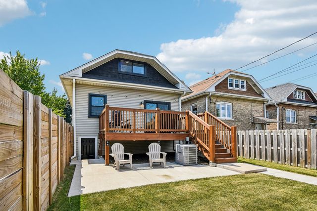 2447 Oak Park Avenue, Berwyn, IL 60402