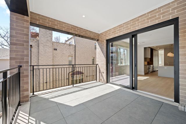 2679 N Orchard Street PHN, Chicago, IL 60614