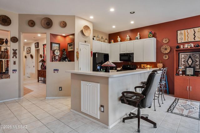 271 W Continental Vista Place, Green Valley, AZ 85614