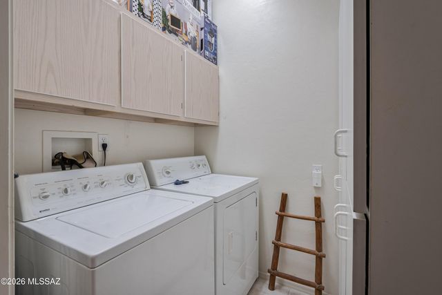 271 W Continental Vista Place, Green Valley, AZ 85614