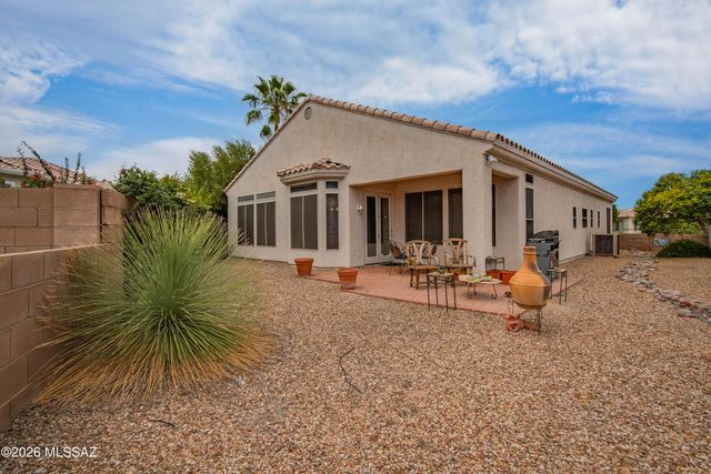 271 W Continental Vista Place, Green Valley, AZ 85614