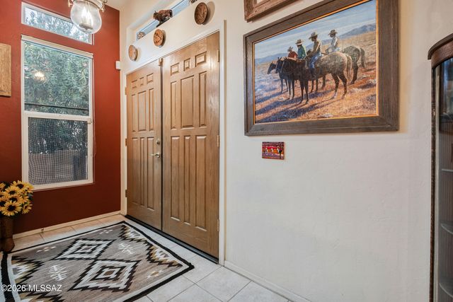 271 W Continental Vista Place, Green Valley, AZ 85614