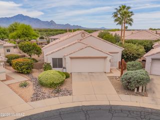 271 W Continental Vista Place, Green Valley, AZ 85614