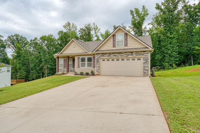 340 W River Grove Circle, Roebuck, SC 29376