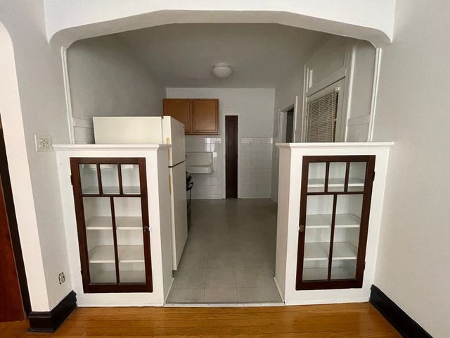 4247 W DIVISION Street 2R, Chicago, IL 60651