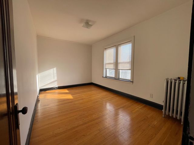 4247 W DIVISION Street 2R, Chicago, IL 60651