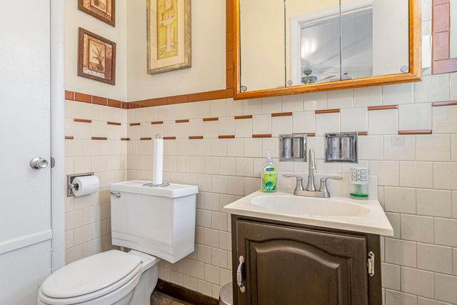 742 E 164th Place, South Holland, IL 60473