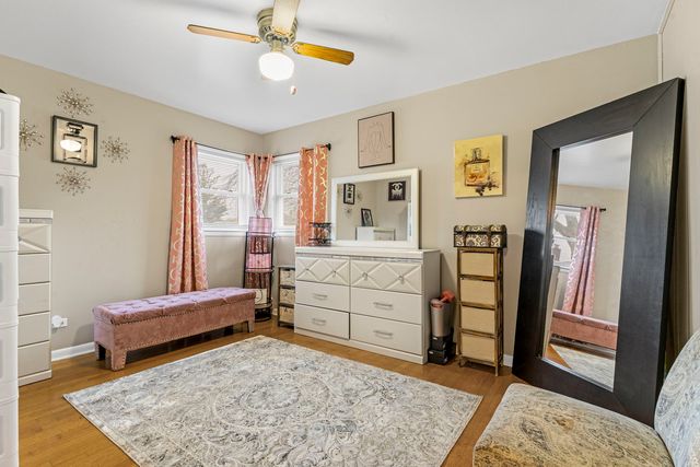 742 E 164th Place, South Holland, IL 60473