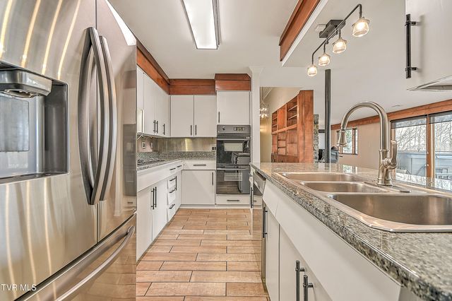 4537 Old Stage Road, Kingsport, TN 37664