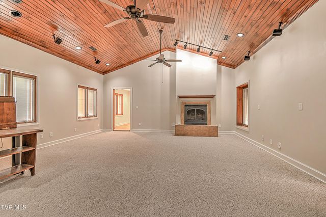 4537 Old Stage Road, Kingsport, TN 37664