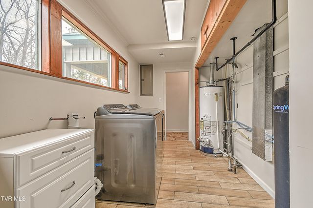 4537 Old Stage Road, Kingsport, TN 37664