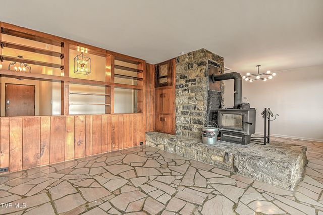 4537 Old Stage Road, Kingsport, TN 37664