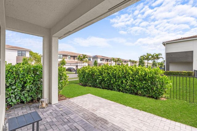 8781 CORVUS Drive, Lake Worth, FL 33467