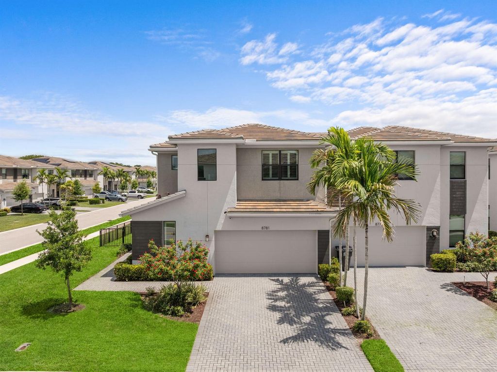 8781 CORVUS Drive, Lake Worth, FL 33467