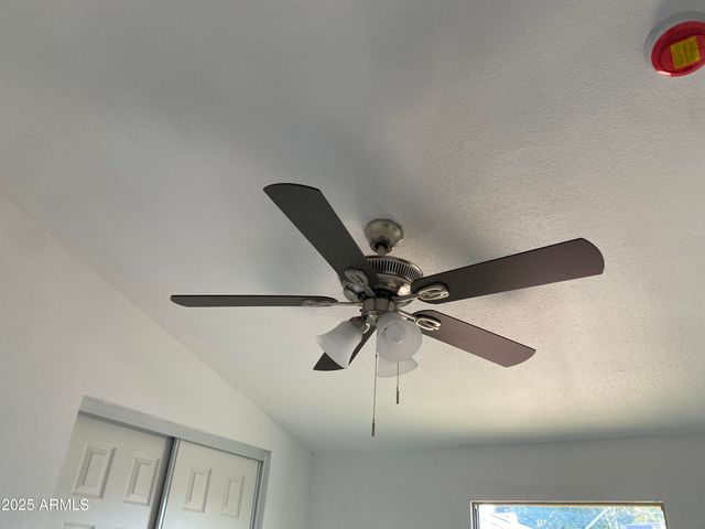 2125 W HIGHLAND Avenue, Phoenix, AZ 85015