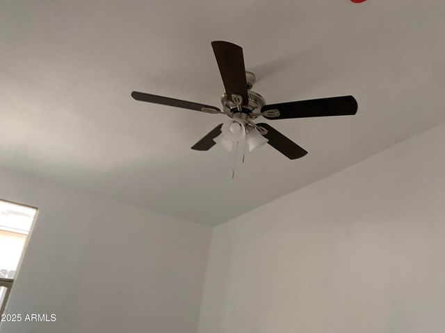 2125 W HIGHLAND Avenue, Phoenix, AZ 85015