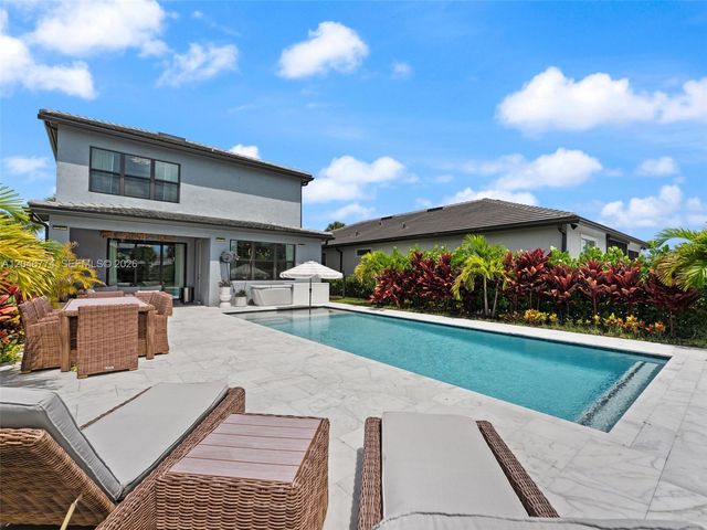 4482 Silverwood Ln S, Oakland Park, FL 33309