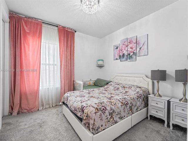 4482 Silverwood Ln S, Oakland Park, FL 33309