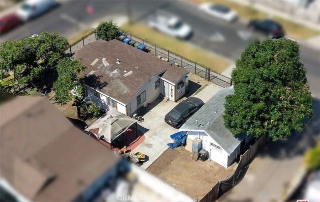 1161 6624 W 67 street, Los Angeles, CA 90044