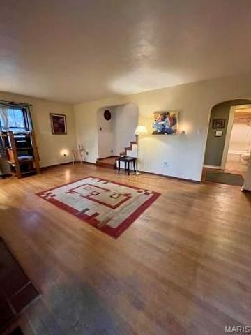 10026 Jeffrey Drive, St Louis, MO 63137