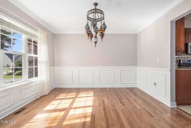 102 Ridgeview Meadows Drive, Gray, TN 37615