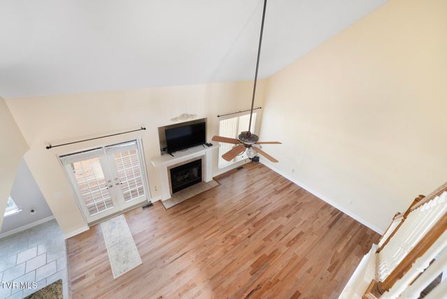 102 Ridgeview Meadows Drive, Gray, TN 37615