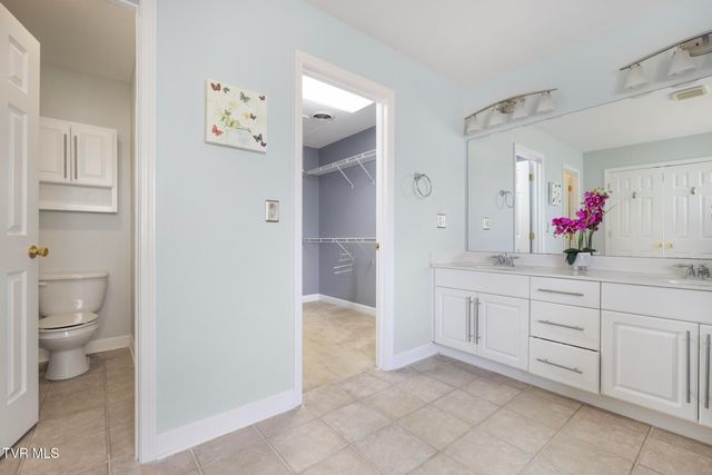102 Ridgeview Meadows Drive, Gray, TN 37615
