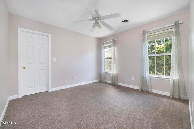 102 Ridgeview Meadows Drive, Gray, TN 37615