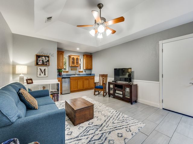 2111 Riverforest Court, Arlington, TX 76017