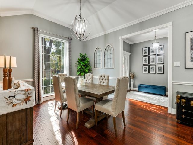 2111 Riverforest Court, Arlington, TX 76017