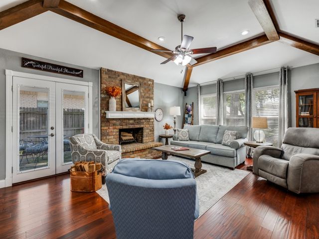 2111 Riverforest Court, Arlington, TX 76017