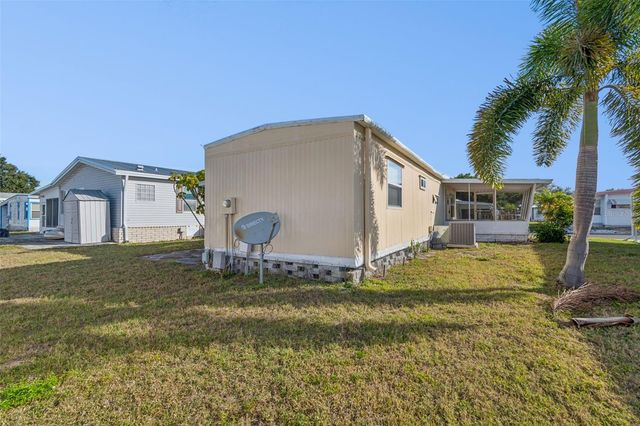 86 PINDO PALM STREET W, Largo, FL 33770