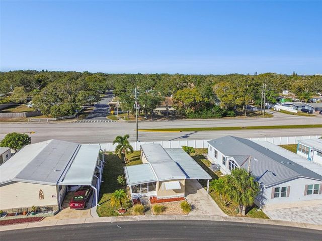 86 PINDO PALM STREET W, Largo, FL 33770