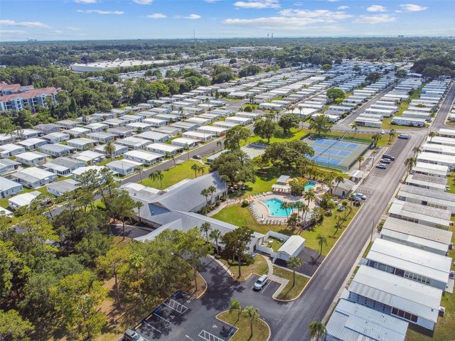 86 PINDO PALM STREET W, Largo, FL 33770